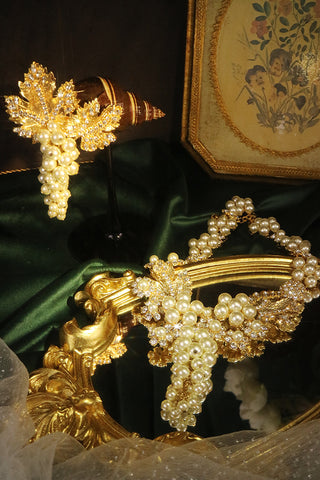 Grape of Eden - Necklace and Brooch Set