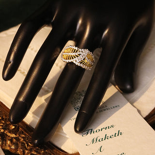 Horus Feather