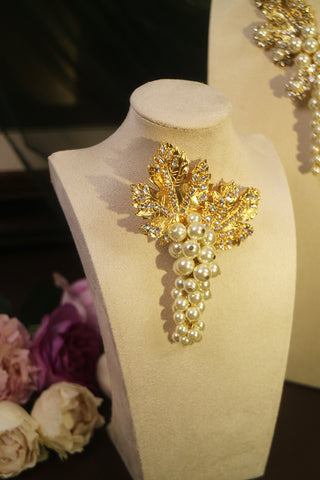 Grape of Eden - Necklace and Brooch Set